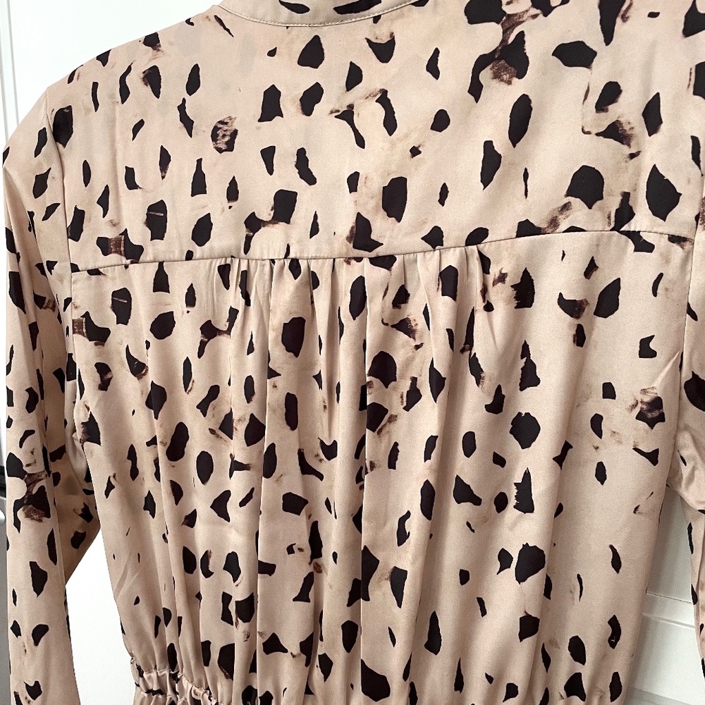 NWT! H&M | Animal Print Shirtdress with Belt - Picture 6 of 7